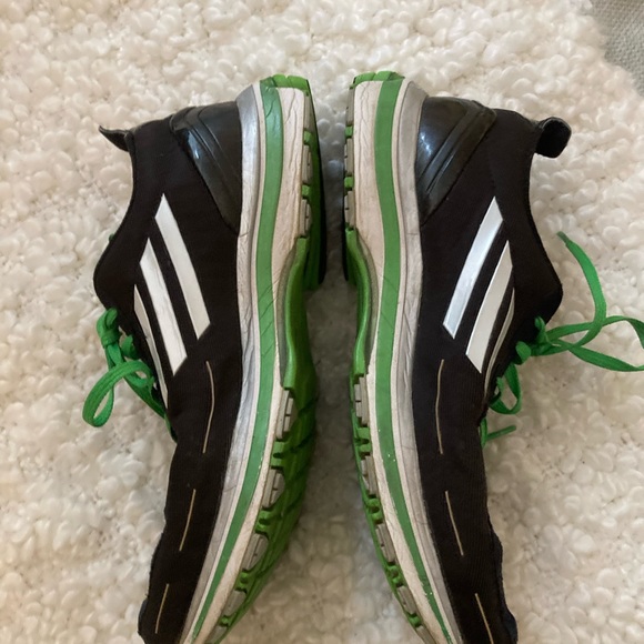 Adidas running walking shoes black/lime green size 7 - Picture 3 of 7